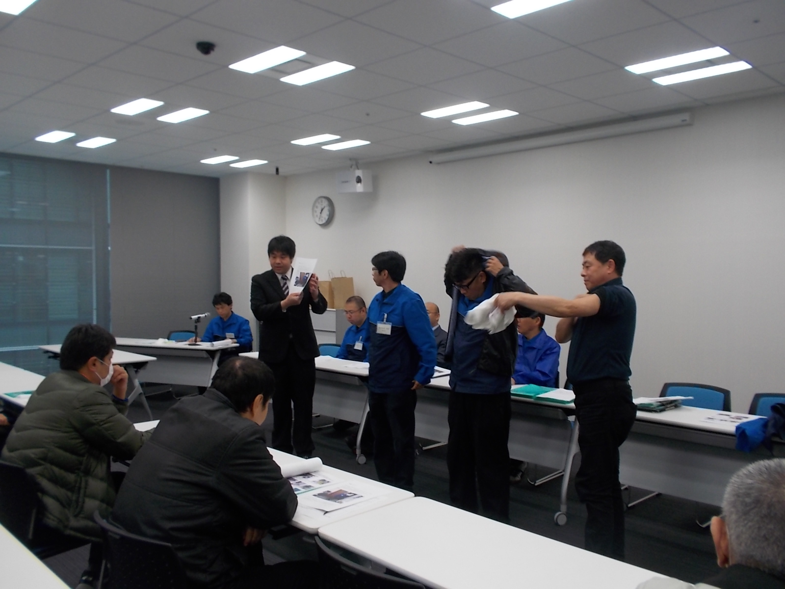 ���|���Ɩ��A����